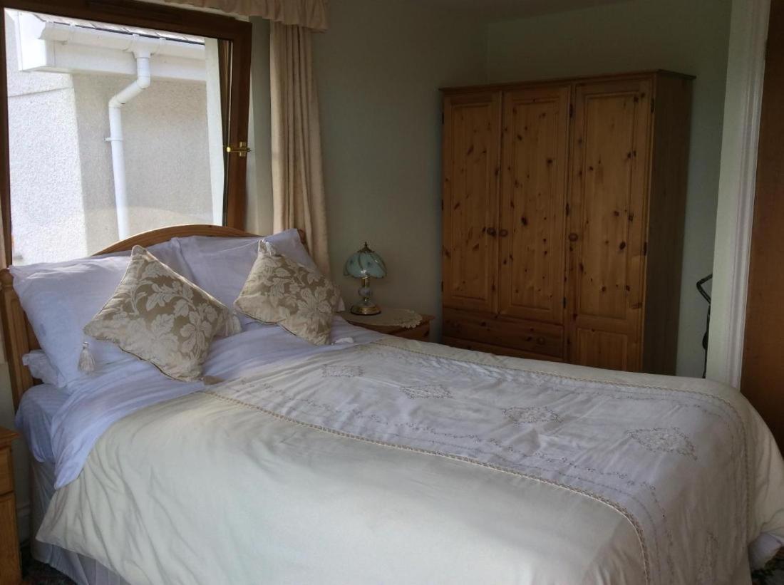 Room In Guest Room - Orchard Manor, Fore Street, Probus, Tr24Ly, Nr Truro Eksteriør billede