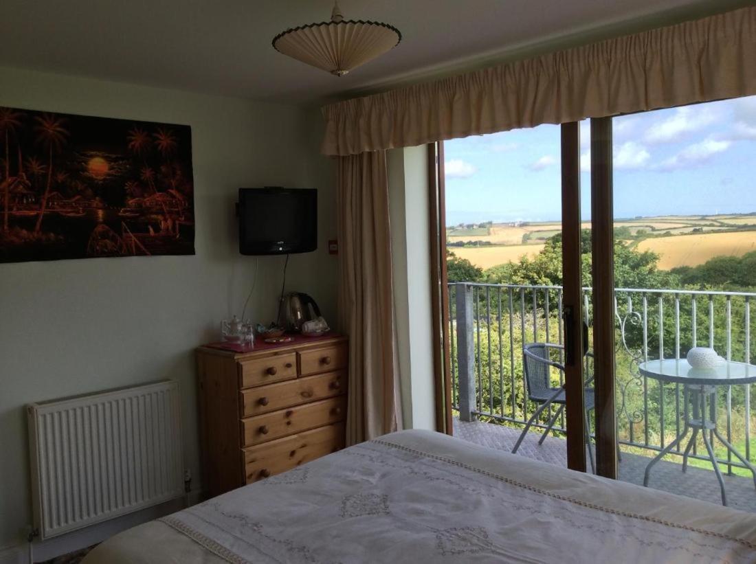 Room In Guest Room - Orchard Manor, Fore Street, Probus, Tr24Ly, Nr Truro Eksteriør billede