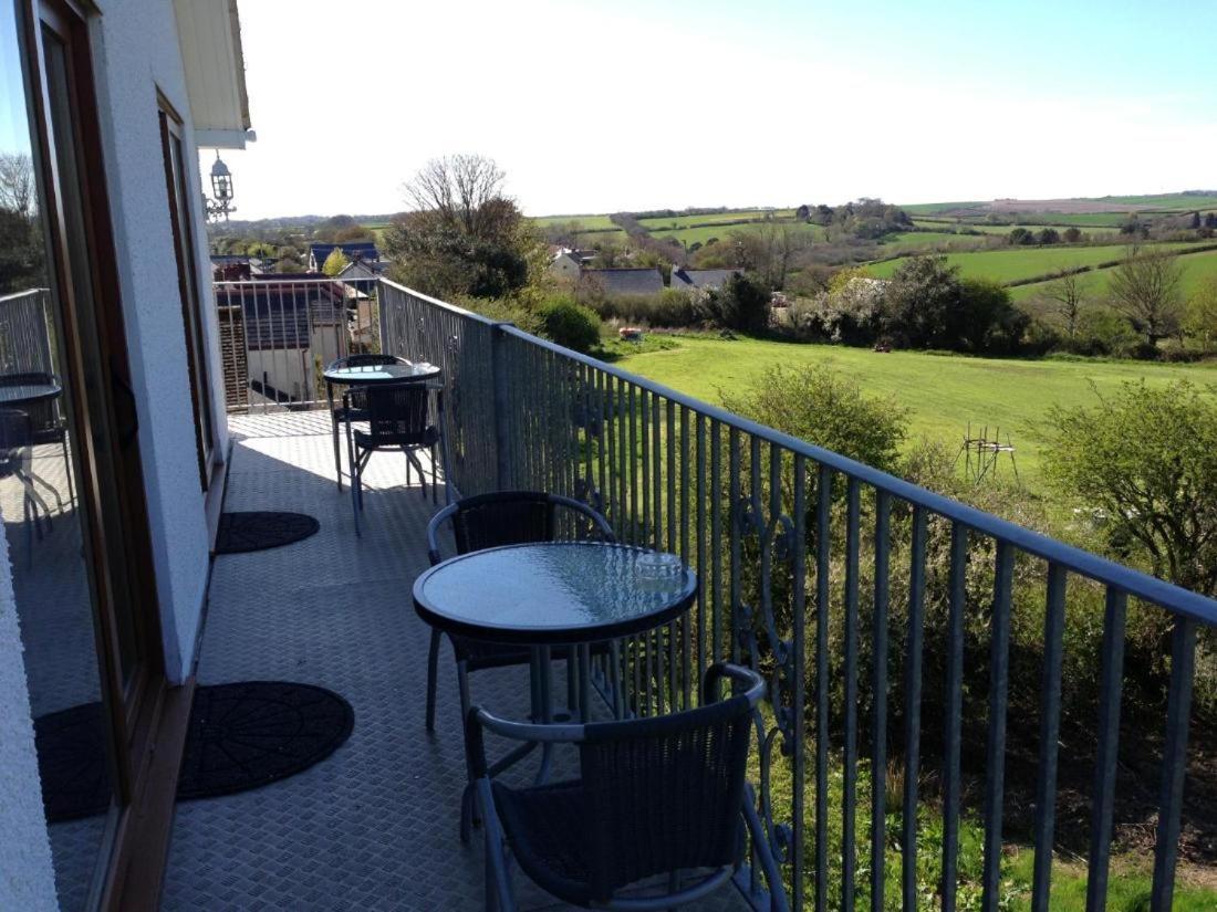 Room In Guest Room - Orchard Manor, Fore Street, Probus, Tr24Ly, Nr Truro Eksteriør billede